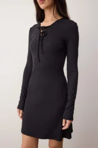 TRENDYOLMİLLA Black Plain Short / Mini  Knitting Dress - Image 3