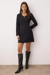 TRENDYOLMİLLA Black A Cut Accessory Detailed Short / Mini Weaving Dress