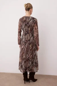 TRENDYOLMİLLA Brown animals pattern V-neck A Cut Maxi Weaving Dress - Image 4