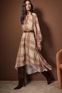 TRENDYOLMİLLA Multicolored Plaid / Checkered Arched Midi Lined Weaving Dress