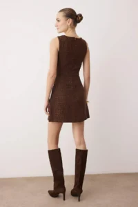 TRENDYOLMİLLA Brown Plain Accessory Detailed Short / Mini  Weaving Dress - Image 4
