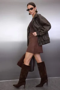 TRENDYOLMİLLA Brown A-line/Life Opening Mini Suede Knitting Skirt - Image 2