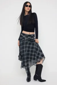 TRENDYOLMİLLA Multicolored Plaid Printed skater Asymmetric Skirt Flexible Knitting Skirt with Tip Detail - Image 6
