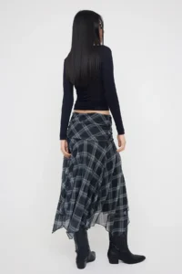 TRENDYOLMİLLA Multicolored Plaid Printed skater Asymmetric Skirt Flexible Knitting Skirt with Tip Detail - Image 8