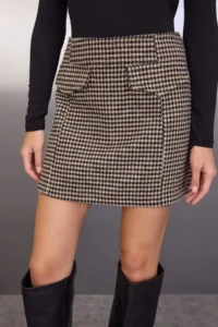 TRENDYOLMiLLA Brown Crowbar Patterned Wool Content Winter Bowl Mini Skirt - Image 3