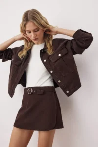 TRENDYOLMiLLA Brown Belt Detailed Mini Denim Shorts Skirt