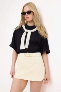 TRENDYOLMiLLA Ecru Belt Detailed Mini Denim Shorts Skirt - Image 2