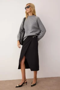 TRENDYOLMiLLA Black Accessory Detailed Double breasted slit Midi Weaving Skirt - Image 2
