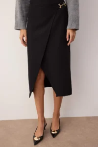 TRENDYOLMiLLA Black Accessory Detailed Double breasted slit Midi Weaving Skirt - Image 3