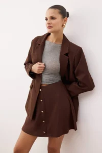 TRENDYOLMİLLA Brown buttoned Mini Life/A Cut Knitting Skirt - Image 2