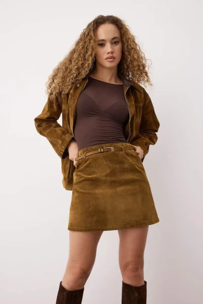 TWOAW26ET00095-BROWN_1