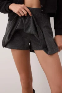 TRENDYOLMİLLA Anthracite with flywheel Mini Knitting Shorts Skirt - Image 3