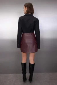 TRENDYOLMİLLA Burgundy Faux Leather Cargo with pocket Pen Mini Knitting Skirt - Image 4