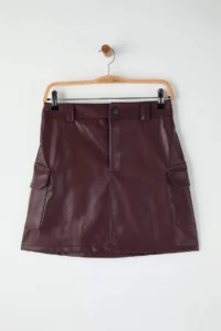 TRENDYOLMİLLA Burgundy Faux Leather Cargo with pocket Pen Mini Knitting Skirt - Image 5