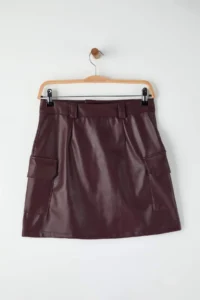 TRENDYOLMİLLA Burgundy Faux Leather Cargo with pocket Pen Mini Knitting Skirt - Image 6