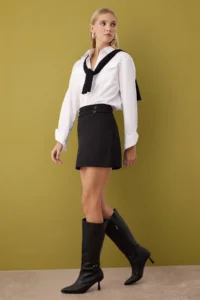 TRENDYOLMİLLA Black Double Belt Detailed A-line/Life Opening Flexible Knitting Skirt - Image 7