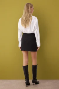 TRENDYOLMİLLA Black Double Belt Detailed A-line/Life Opening Flexible Knitting Skirt - Image 8