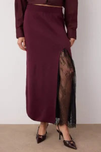 TRENDYOLMİLLA Burgundy Lace Slit Detailed Maxi Knitwear Skirt - Image 3