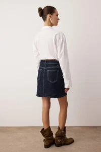 TRENDYOLMiLLA Dark Blue Mini Basic comfort/Flexible denim Skirt - Image 4