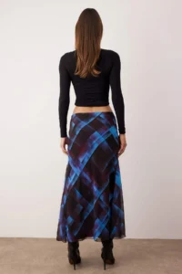 TRENDYOLMiLLA Multicolored Checkered/Checkered Siphon Lined Low Waist Weaving Maxi Skirt - Image 4