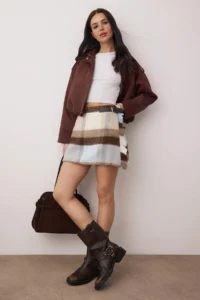 TRENDYOLMiLLA Brown Plaid pattern Belt Detailed Weaving Winter Mini Skirt - Image 3
