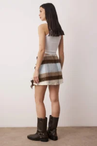 TRENDYOLMiLLA Brown Plaid pattern Belt Detailed Weaving Winter Mini Skirt - Image 5