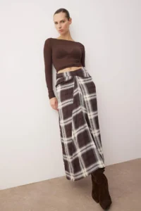 TRENDYOLMiLLA Brown Checkered Waist Detailed LONG Maxi Skirt - Image 2