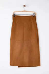 TRENDYOLMİLLA Camel Suede Double breasted buttoned Knitting Midi Suede Skirt - Image 7