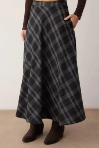 TRENDYOLMİLLA Navy Blue Black Checkered Weaving LONG Maxi flared Skirt - Image 4