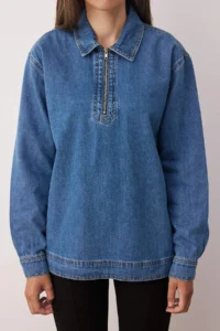 TRENDYOLMİLLA Mavi Zipper Detailed Denim Shirt - Image 3