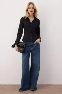 TRENDYOLMİLLA Wardrobe Essentials Black Hafif Bele Oturan Cotton Weaving Shirt - Image 2