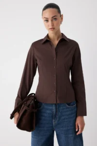 TRENDYOLMİLLA Wardrobe Essentials Dark Brown Hafif Bele Oturan Cotton Weaving Shirt