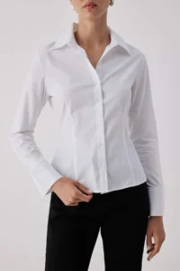 TRENDYOLMİLLA Wardrobe Essentials White Hafif Bele Oturan Cotton Weaving Shirt - Image 3