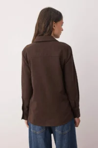 TRENDYOLMİLLA Dark Brown Regular Fit Suede Shirt - Image 4