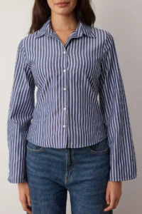 TRENDYOLMİLLA Navy Blue-White Corset Detailed Shirt - Image 3