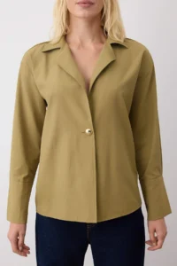 TRENDYOLMİLLA Khaki Gold Hair Clip Detailed Shirt - Image 3