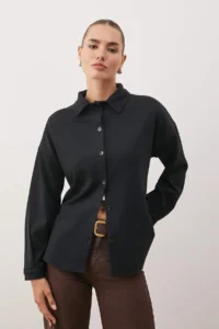TRENDYOLMİLLA Black Thessaloniki Polo Shirt Collar buttoned Oversized Shirt
