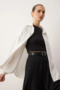 TRENDYOLMİLLA Ecru Thessaloniki Polo Shirt Collar buttoned Oversized Shirt - Image 3