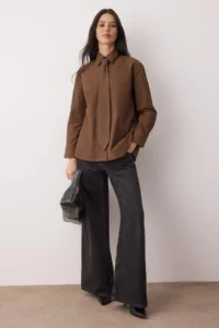 TRENDYOLMİLLA Brown Tie Wide Cut Shirt - Image 2
