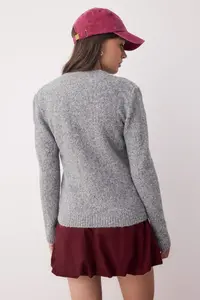 TRENDYOLMİLLA Dark Gray Knitting Detailed Soft textured Knitwear Cardigan - Image 4