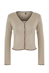 TRENDYOLMİLLA Teen Beige Premium Yarn/Special Yarn V-neck Fitted/Bodysuit hugging Knitwear Cardigan - Image 5