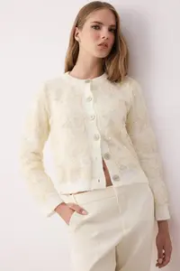 TRENDYOLMİLLA Ecru Lace Garnished Soft textured Knitwear Cardigan - Image 2