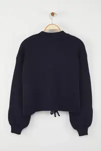 TRENDYOLMİLLA Navy Blue Zippered Premium Yarn/Special Yarn Wide Pattern Coat Look Knitwear Cardigan - Image 7