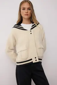 TRENDYOLMİLLA Beige Button Detailed Premium/Special Thread Wide Pattern Coat Look Woolly Knitwear Cardigan