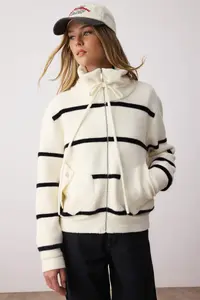 TRENDYOLMİLLA Ecru-Black Striped Zippered Wide Pattern Special Thread Coat Look Knitwear Cardigan - Image 3