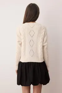 TRENDYOLMİLLA Stone Ribbon Flower Embroidered Knitwear Cardigan - Image 4