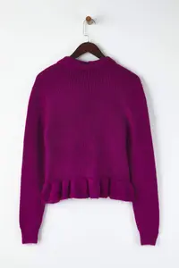 TRENDYOLMİLLA Plum Crop V-neck Soft textured with flywheel Knitwear Cardigan - Image 6
