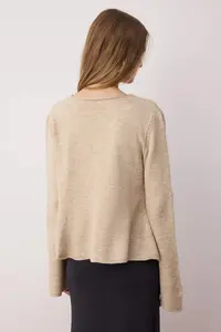TRENDYOLMİLLA Mink Soft textured Binding Detailed Knitwear Cardigan - Image 4