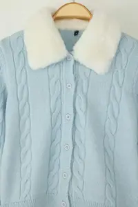 TRENDYOLMİLLA Mavi Crop/Short Fur Collared Hair Knitting Knitwear Cardigan - Image 6