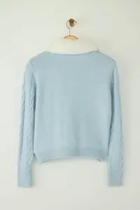 TRENDYOLMİLLA Mavi Crop/Short Fur Collared Hair Knitting Knitwear Cardigan - Image 7